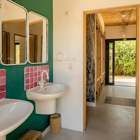 La Maison Yen 500M From The Beach Nyaraló